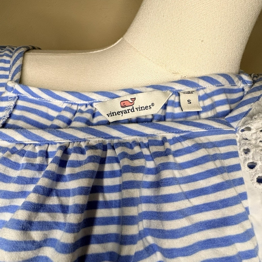 Vineyard Vines Women Small Eyelet Flutter Sleeves Blue & White Striped Top Flowy - Picture 9 of 10